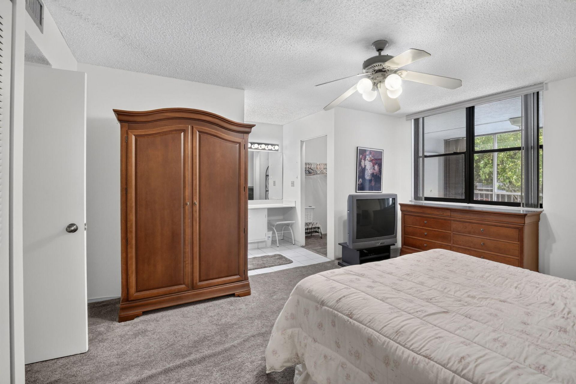 3350 NE 192nd Street, Unit 2B-B, Aventura, FL 33180 Photo