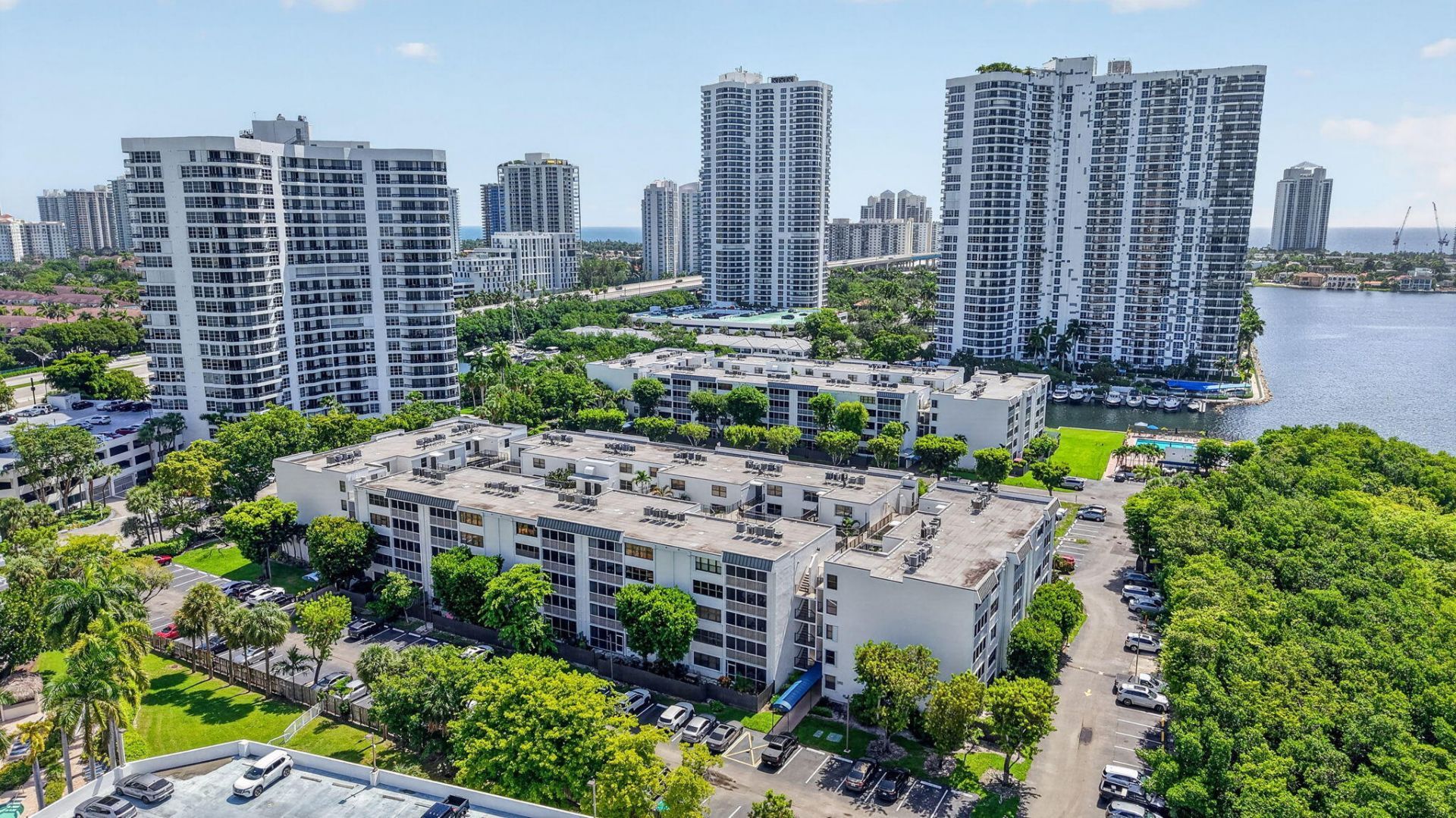 3350 NE 192nd Street, Unit 2B-B, Aventura, FL 33180 Photo