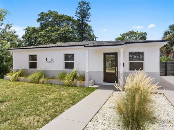 1311 AVENUE H, Riviera Beach, FL 33404