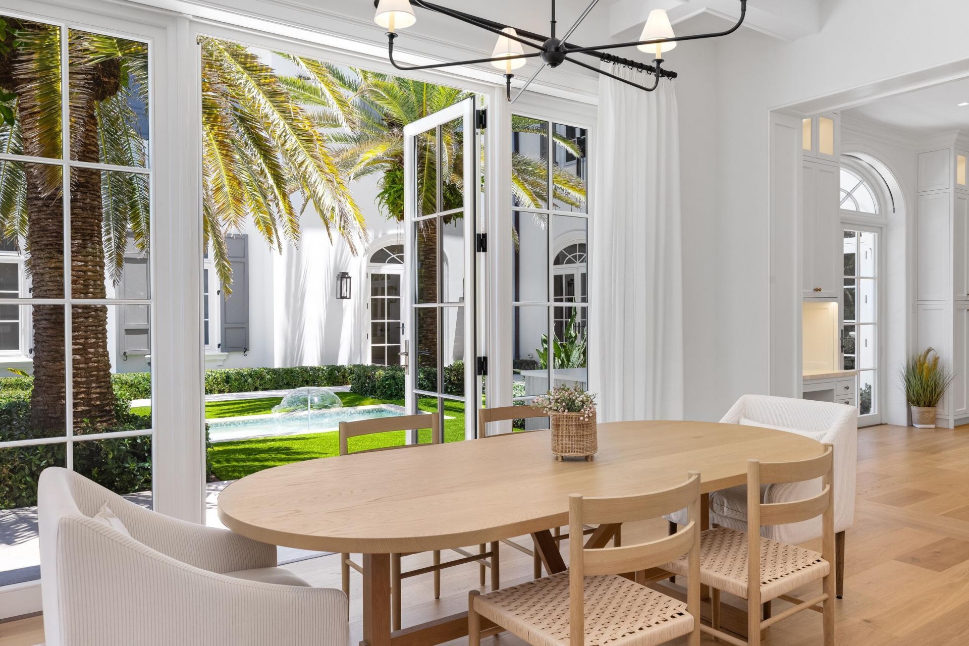 1616 S Ocean Boulevard, Palm Beach, FL 33480 Photo