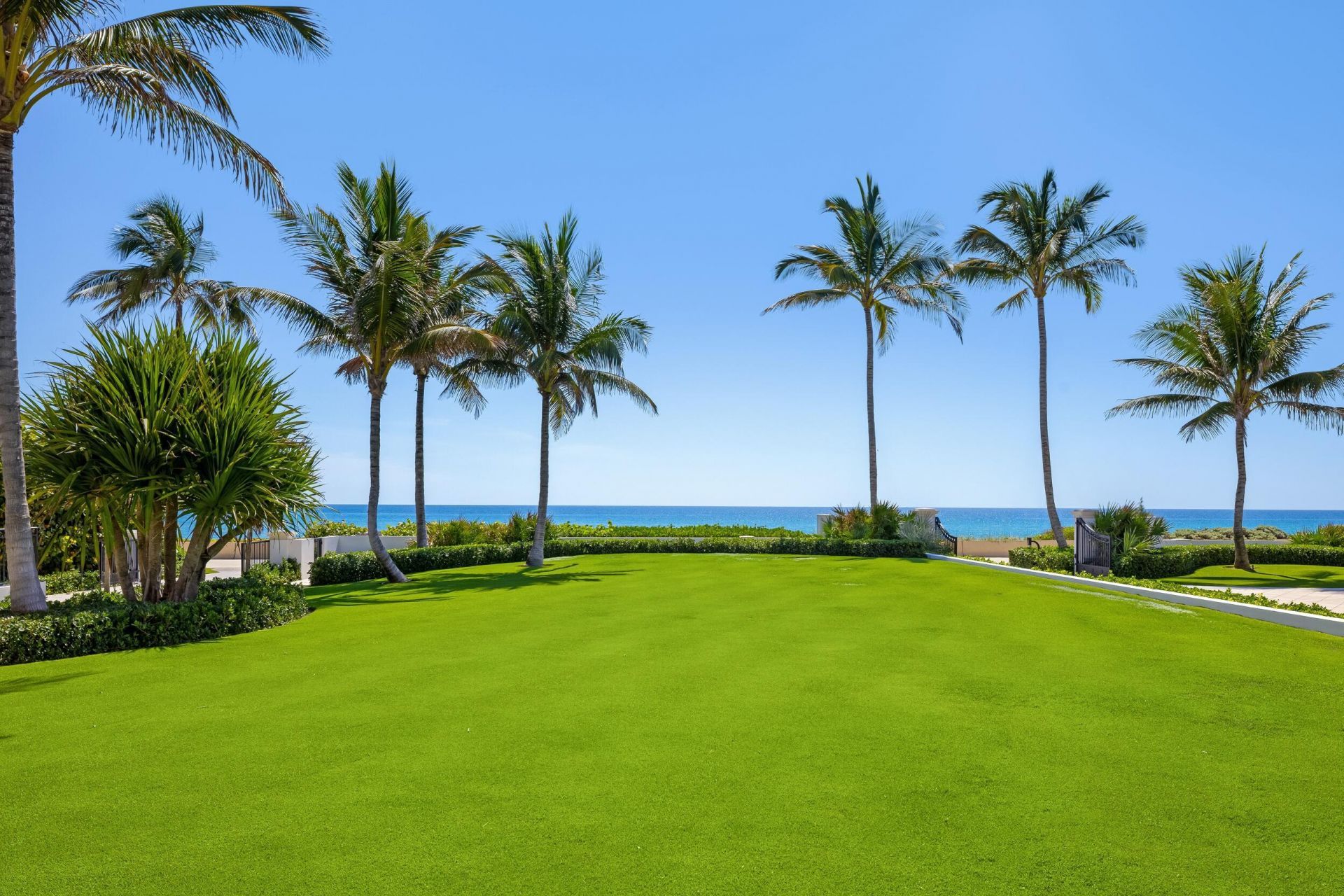 1616 S Ocean Boulevard, Palm Beach, FL 33480 Photo