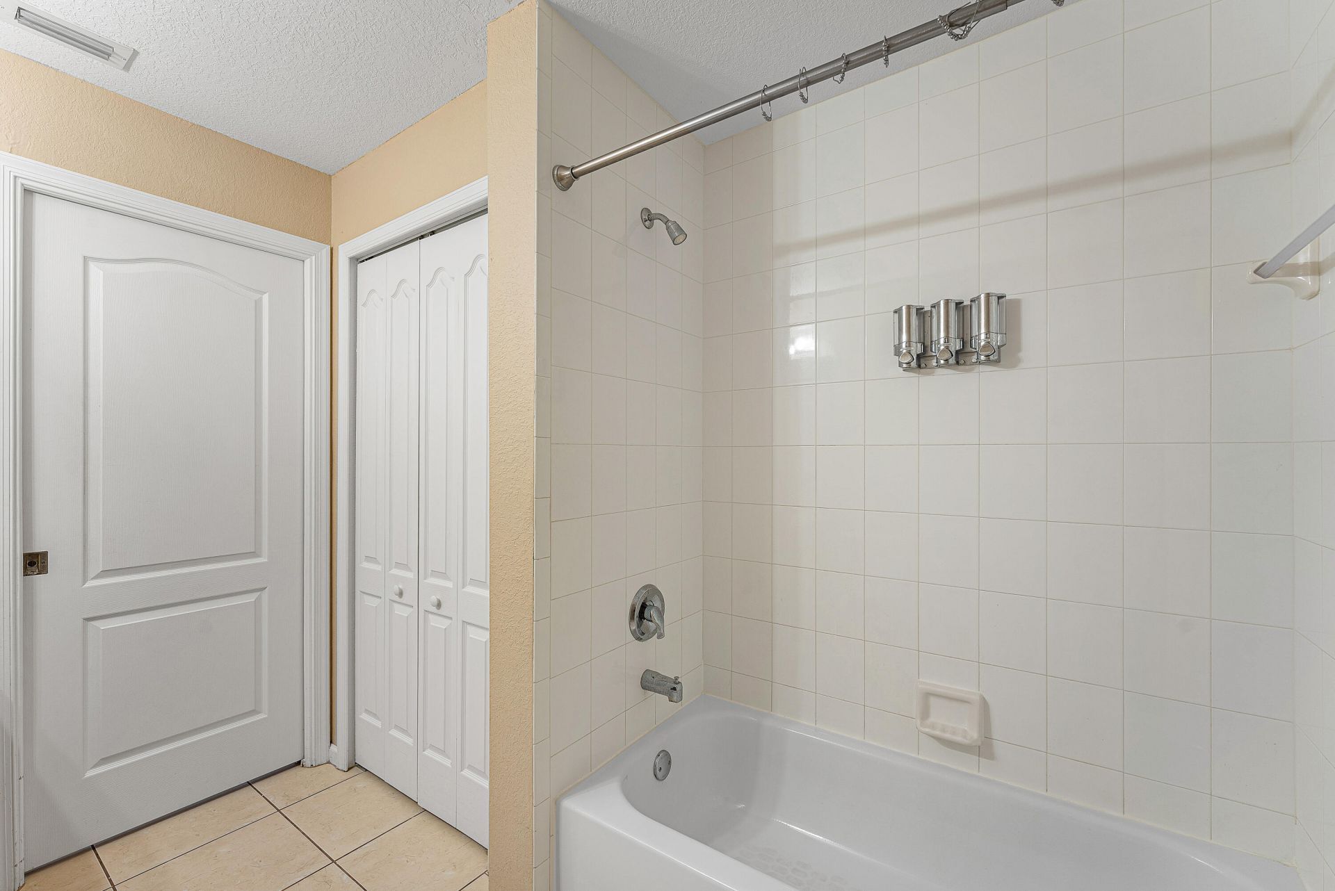 17970 91st Place N, The Acreage, FL 33470 Photo