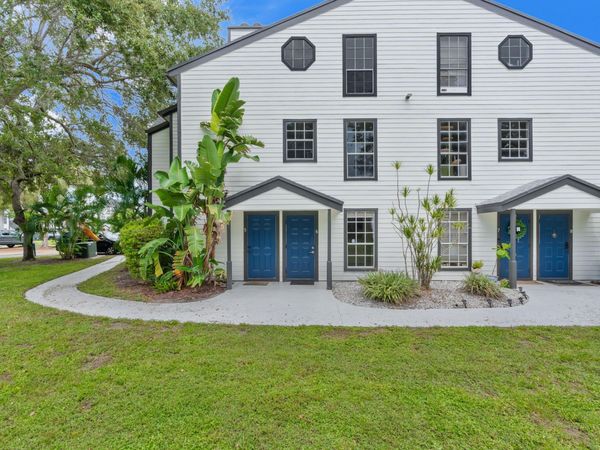 5063 HEATHERHILL Lane, Unit 60, Boca Raton, FL 33486