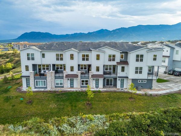 930 Hook Grove, Colorado Springs, CO 80907