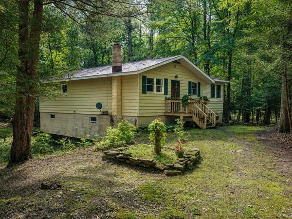 426 Potic Creek Road , Coxsackie, NY 12051