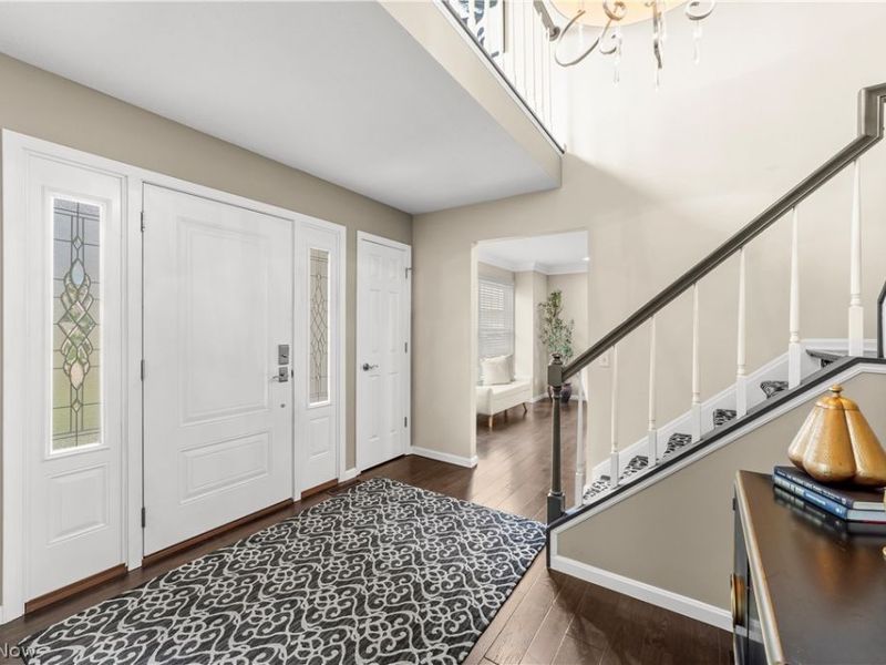 10187 Versailles Drive, Strongsville, OH 44136 Photo 3