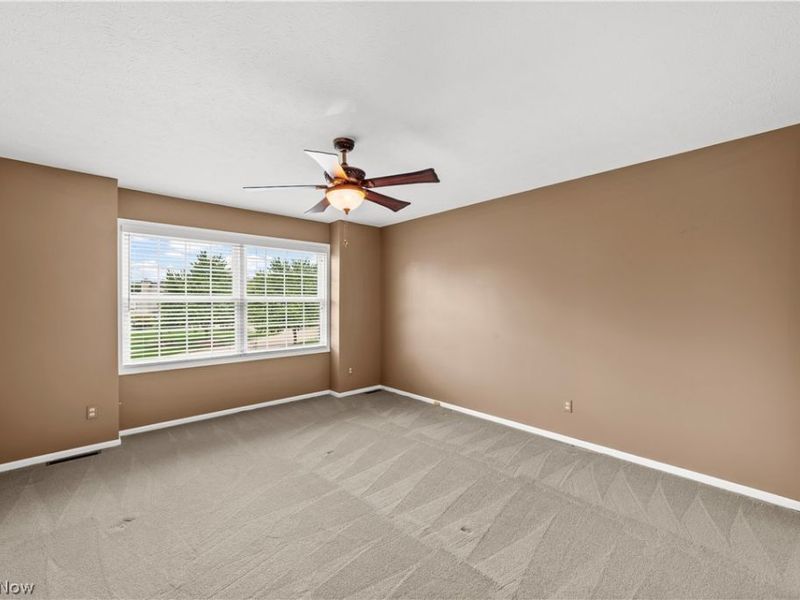 10187 Versailles Drive, Strongsville, OH 44136 Photo 32