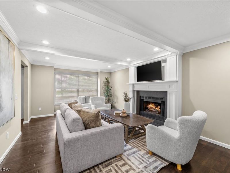 10187 Versailles Drive, Strongsville, OH 44136 Photo 7