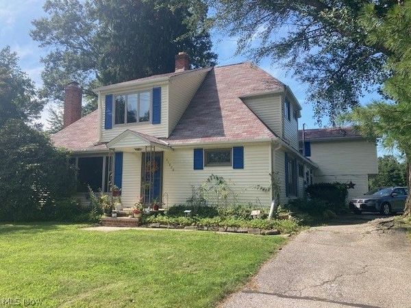31828 Chestnut Ridge Road , North Ridgeville, OH 44039