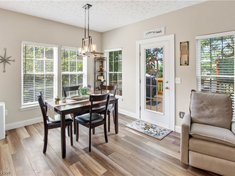 1506 Wellingshire Circle, Cuyahoga Falls, OH 44221 Photo 8