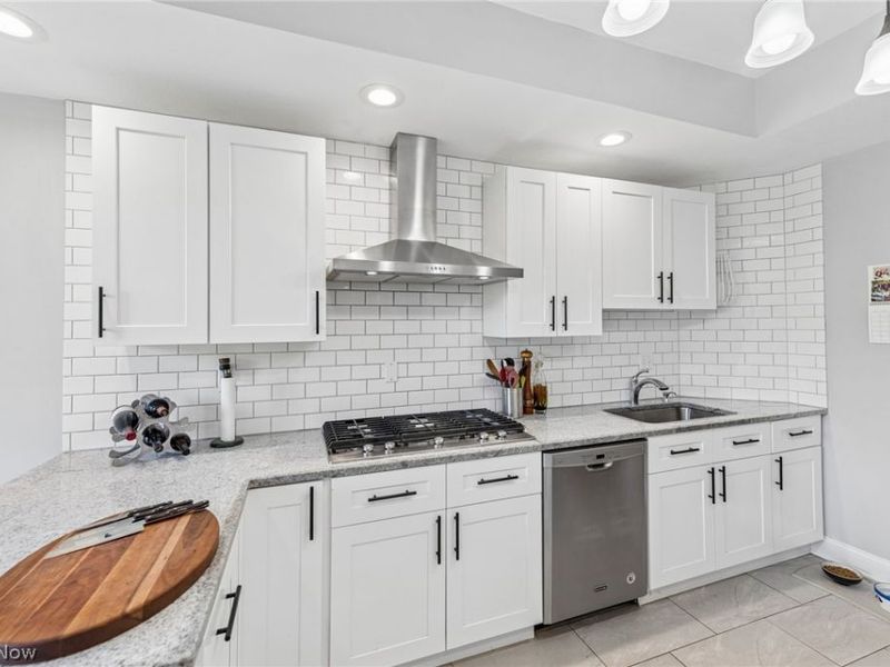 4311 Wadsworth Road, Norton, OH 44203 Photo 8