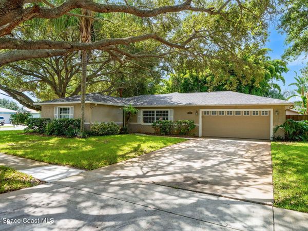 1873 Nicklaus Drive , Melbourne, FL 32935