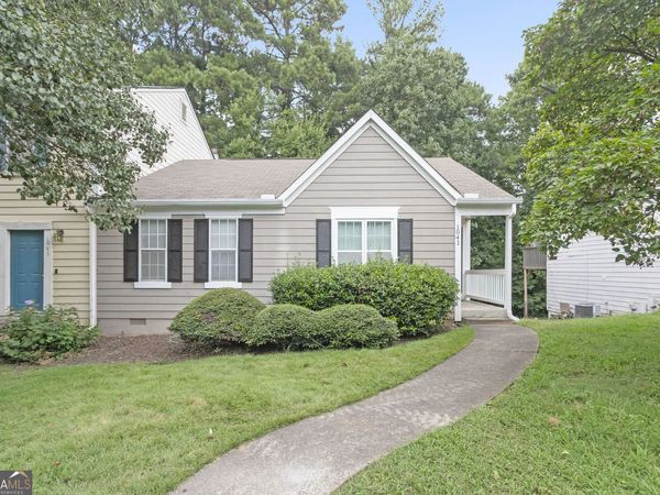 1041 Plantation Way NW, Kennesaw, GA 30144