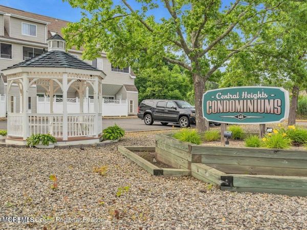 145 Central Avenue, Unit 10B, Island Heights, NJ 08732