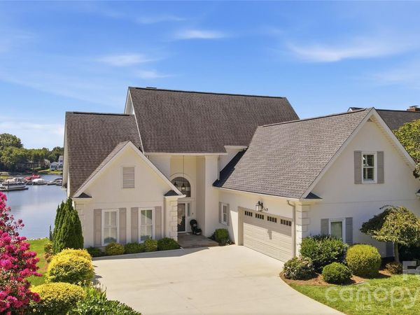 7310 Swansea Lane, Cornelius, NC 28031