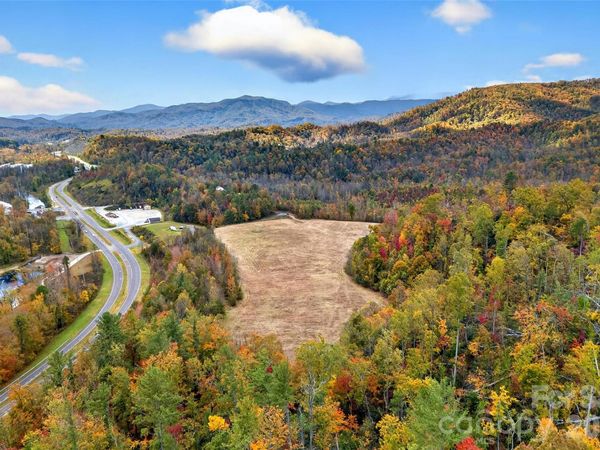 00 Hwy 221 Highway N, Marion, NC 28752