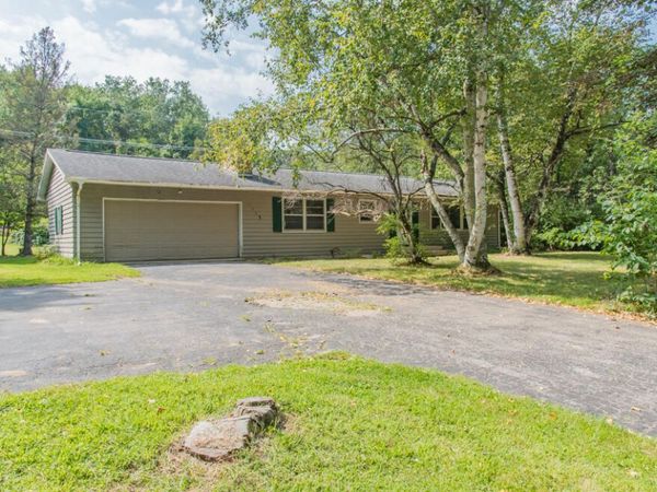 8605 W F Avenue, Kalamazoo, MI 49009