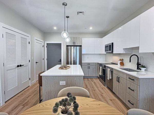 1305 Hyde Park Ave., Unit 209, Boston, MA 02136