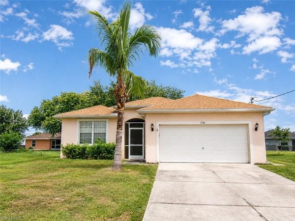 3720 6th ST W, LEHIGH ACRES, FL 33971