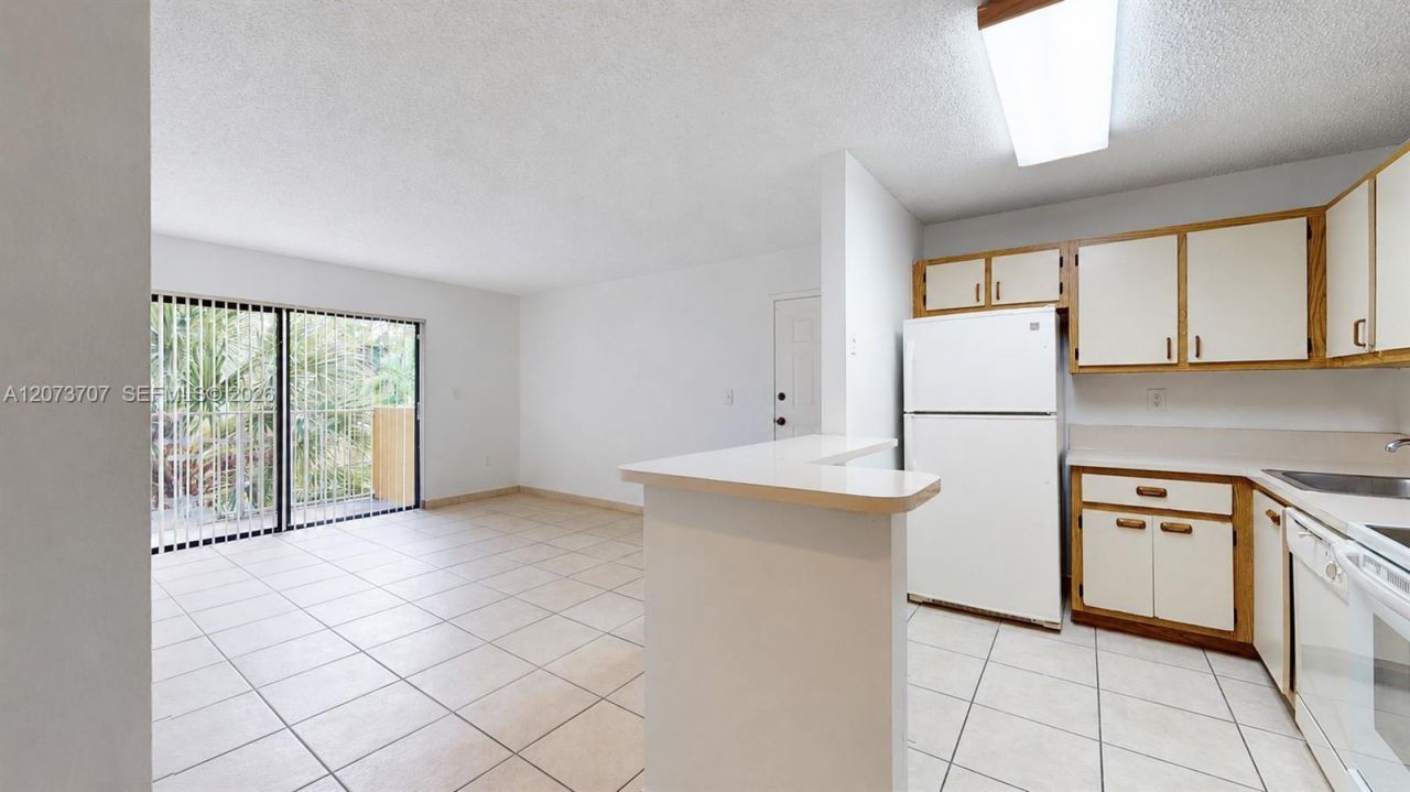 15600 SW 80th Street , Unit L-202, Miami, FL 33193 Photo