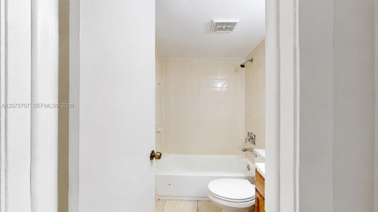 15600 SW 80th Street , Unit L-202, Miami, FL 33193 Photo