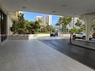 5600 Collins Ave, Unit 15J, Miami Beach, FL 33140 Photo