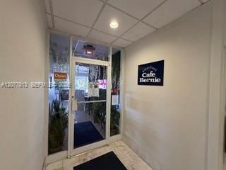 5600 Collins Ave, Unit 15J, Miami Beach, FL 33140 Photo