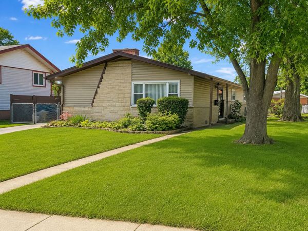 13514 Short Drive , Crestwood, IL 60418