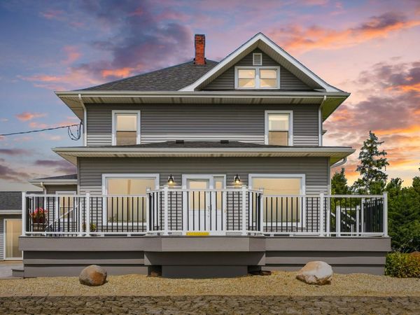 219 Vermont Avenue, Clarence, IA 52216