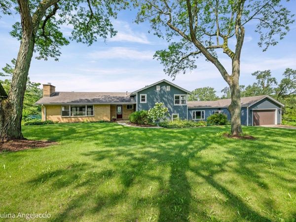 22406 N Bertha Lane , Barrington, IL 60010