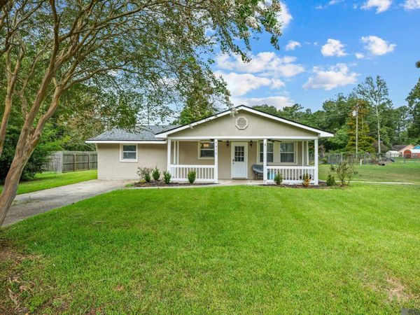 7470 Linda Lee Dr, Denham Springs, LA 70706