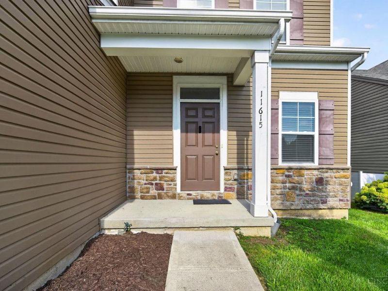 11615 Maxey Lane, Springdale, OH 45246 Photo 3