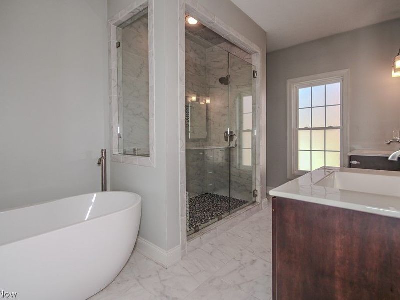 2218 S Overlook Road, Cleveland Heights, OH 44106 Photo 15