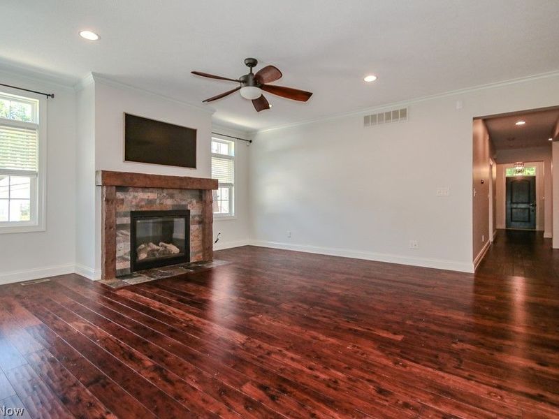 2218 S Overlook Road, Cleveland Heights, OH 44106 Photo 5