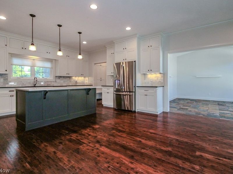 2218 S Overlook Road, Cleveland Heights, OH 44106 Photo 9