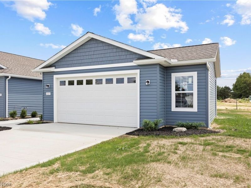 111 Brunswick Drive, Elyria, OH 44035 Photo 3