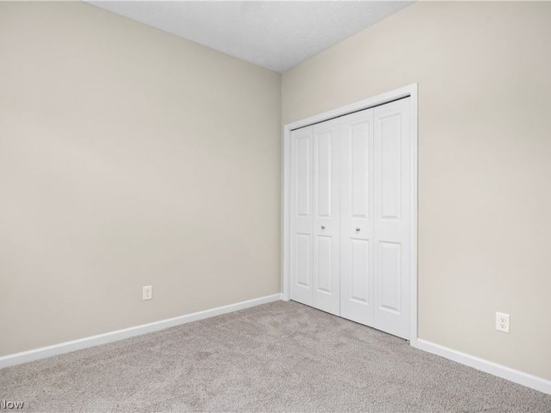111 Brunswick Drive, Elyria, OH 44035 Photo 30