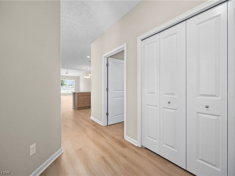 111 Brunswick Drive, Elyria, OH 44035 Photo 8