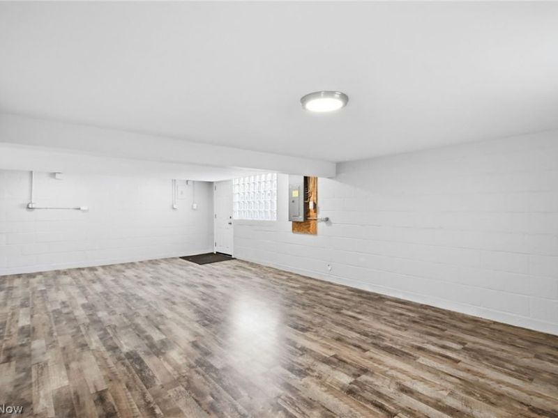 571 Wesleyan Avenue, Barberton, OH 44203 Photo 34