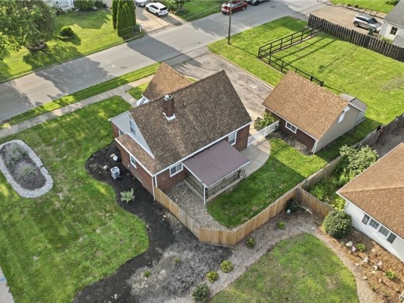 571 Wesleyan Avenue, Barberton, OH 44203 Photo 4