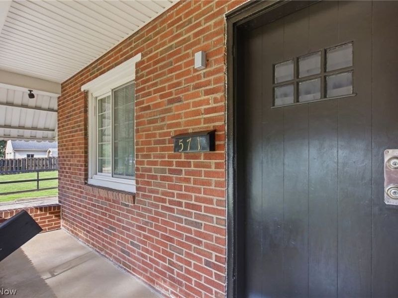 571 Wesleyan Avenue, Barberton, OH 44203 Photo 8