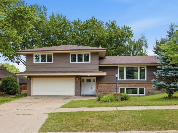 48 Winthrop Street N, Saint Paul, MN 55119