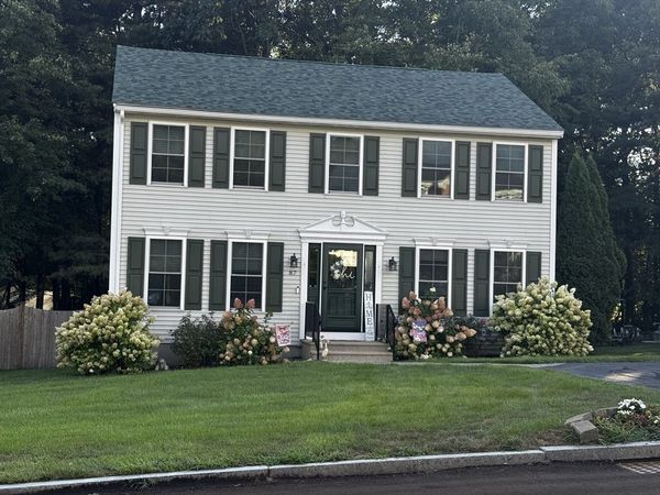 87 Photine Drive, Lowell, MA 01854