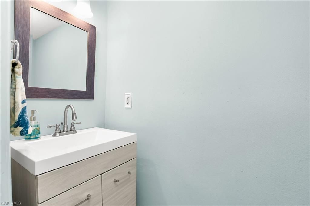 87 N Collier Blvd , Unit J18, Marco Island, FL 34145 Photo