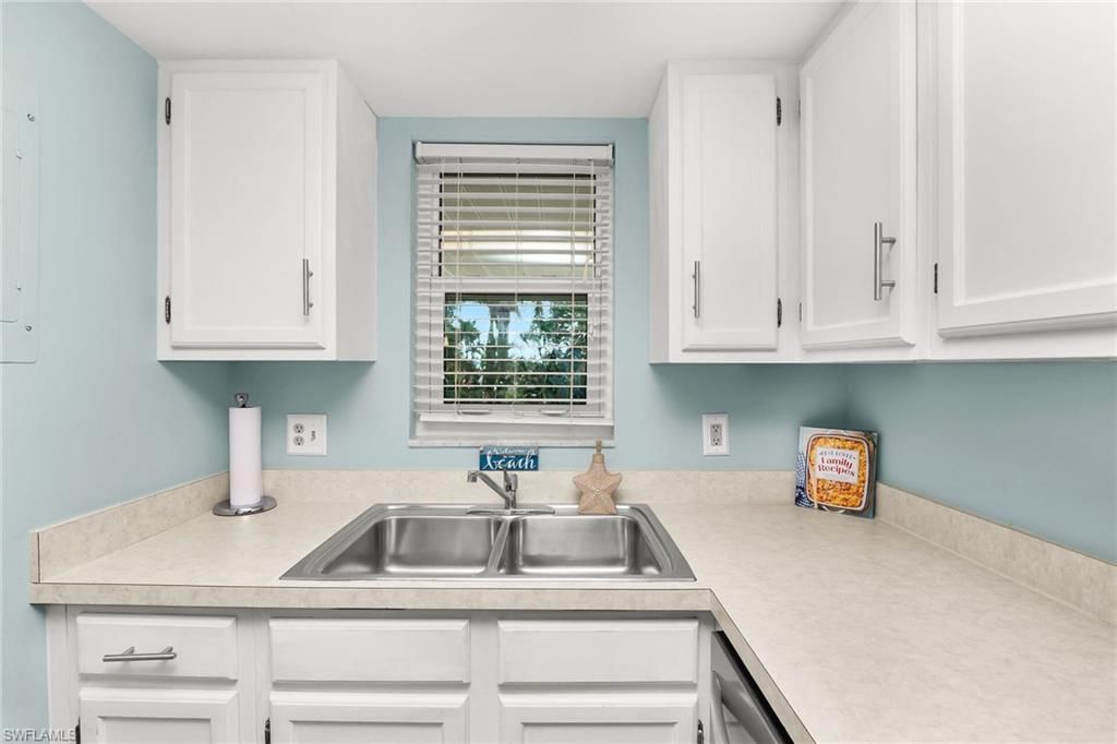 87 N Collier Blvd , Unit J18, Marco Island, FL 34145 Photo