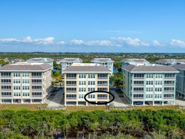 384 ARUBA CIRCLE , Unit 102, BRADENTON, FL 34209