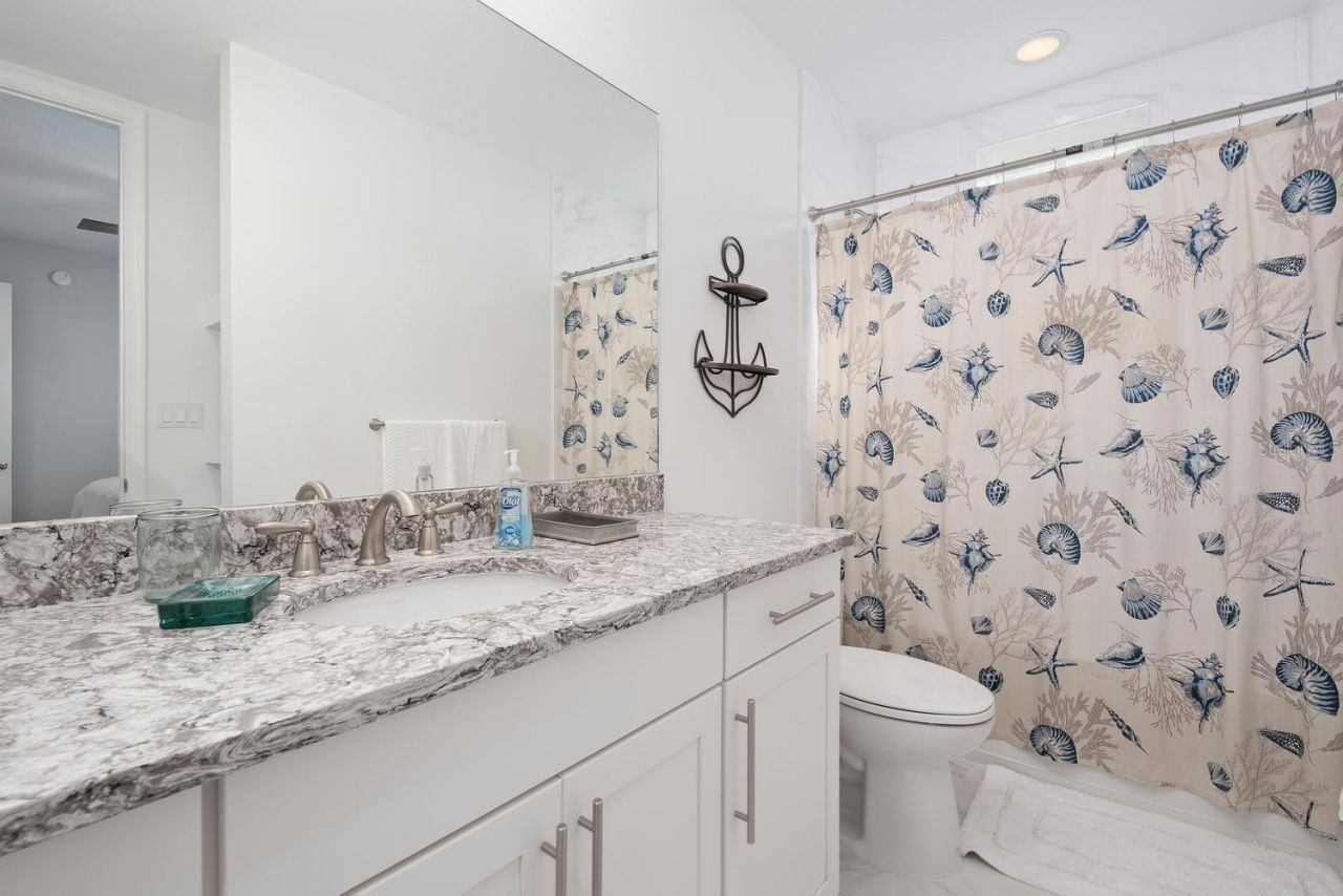 384 Aruba Circle , Unit 102, Bradenton, FL 34209 Photo
