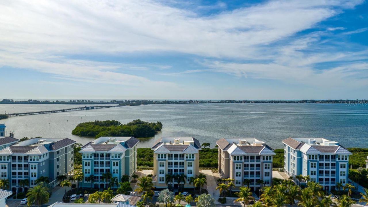 384 Aruba Circle , Unit 102, Bradenton, FL 34209 Photo