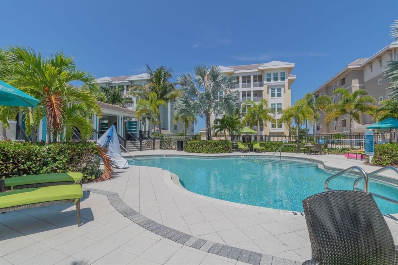 384 Aruba Circle , Unit 102, Bradenton, FL 34209 Photo