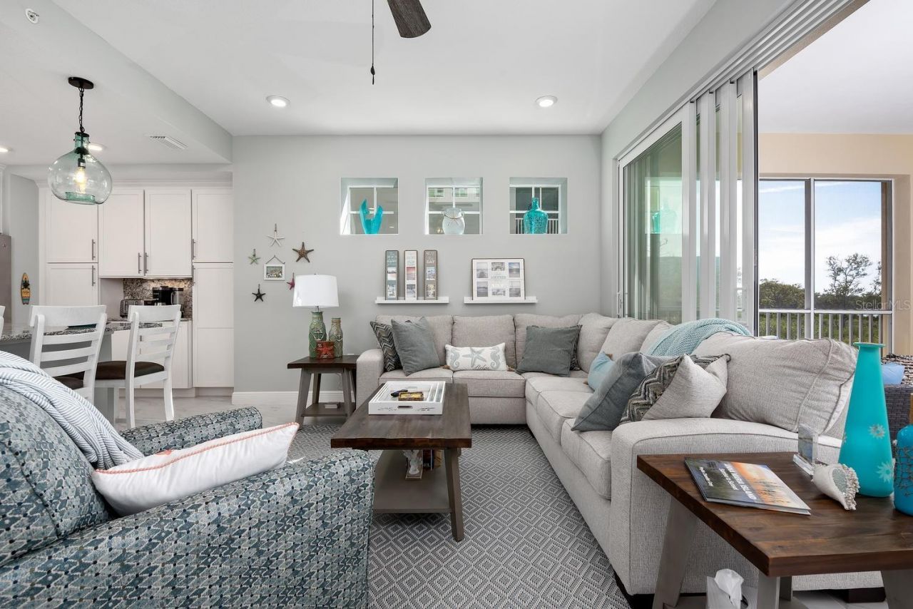 384 Aruba Circle , Unit 102, Bradenton, FL 34209 Photo